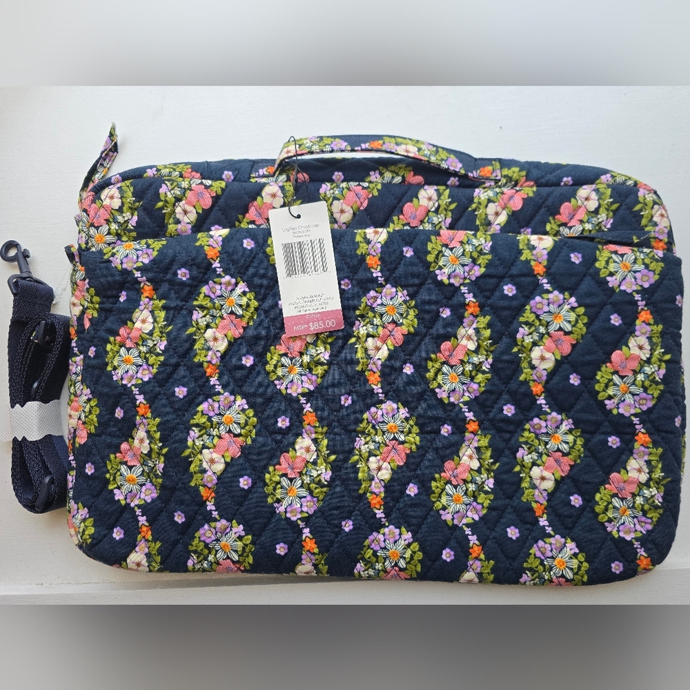 Vera Bradley Cotton Laptop Crossbody - Navy (Paisley Rain) *NEW*